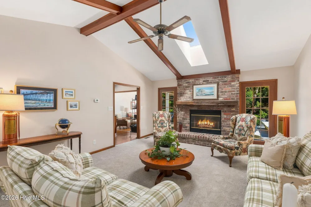 126 Loblolly Drive Pine Knoll Shores, NC 28512