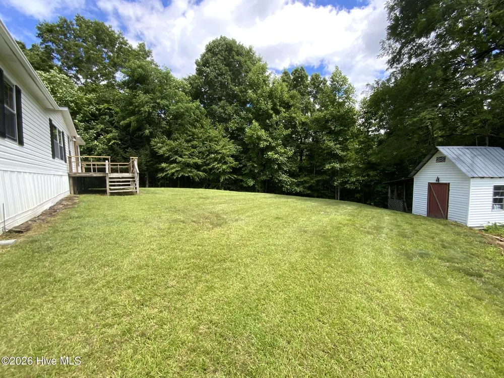 185 Joyces Topton, NC 28781