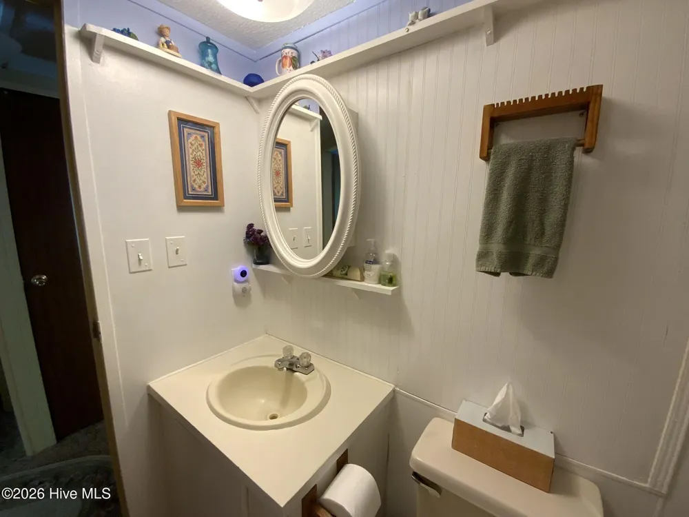 185 Joyces Topton, NC 28781