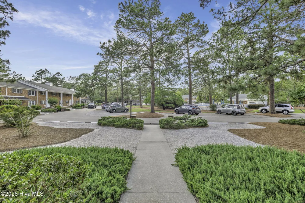 317 Driftwood Circle #B Southern Pines, NC 28387