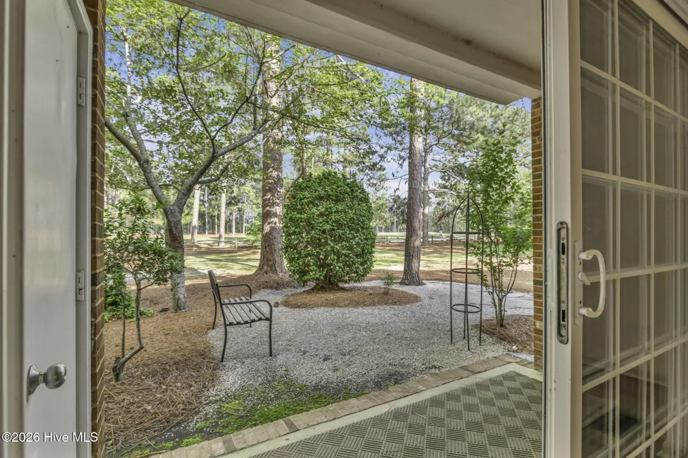 317 Driftwood Circle #B Southern Pines, NC 28387