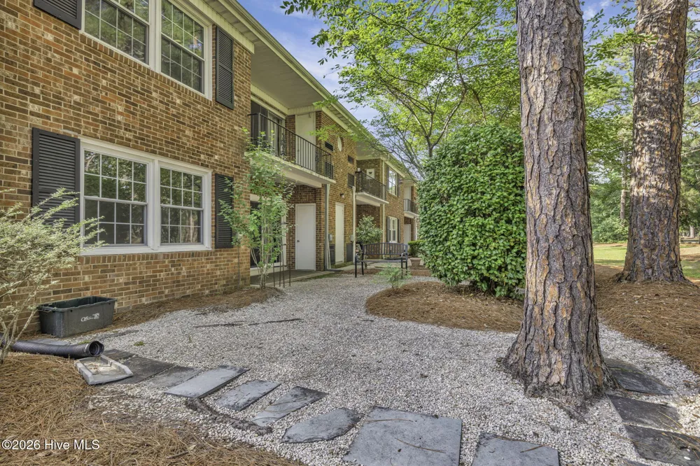 317 Driftwood Circle #B Southern Pines, NC 28387