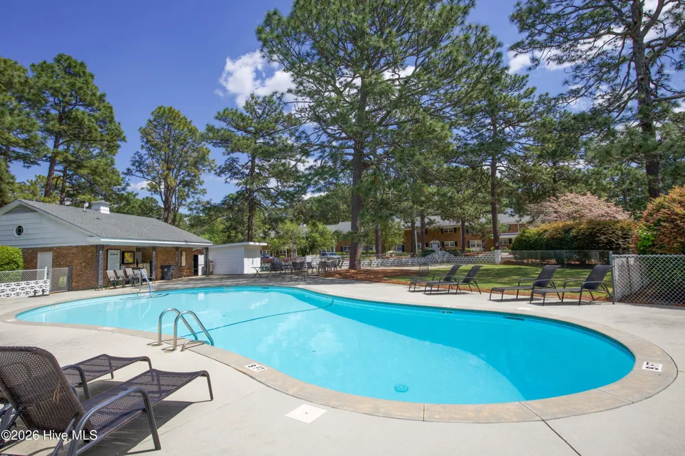 317 Driftwood Circle #B Southern Pines, NC 28387