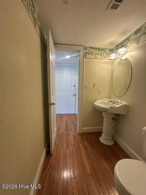 9 Croatan Court Manteo, NC 27954