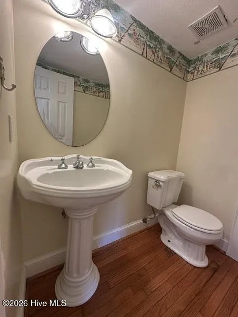 9 Croatan Court Manteo, NC 27954