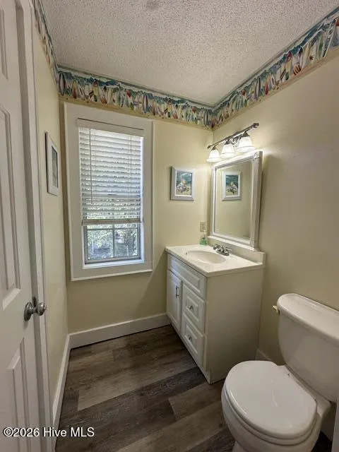 9 Croatan Court Manteo, NC 27954