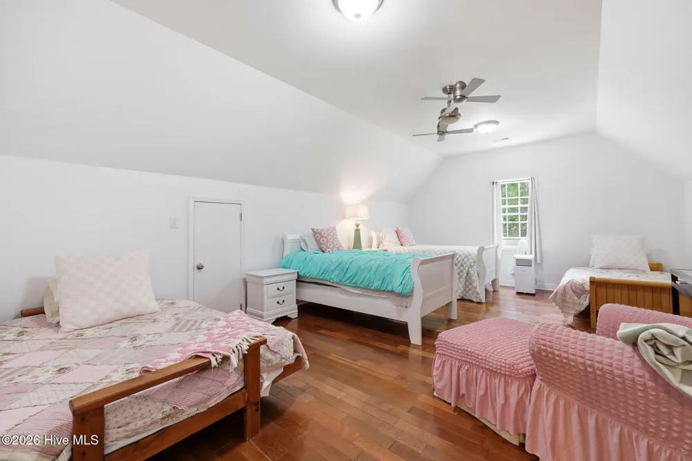 112 Sun Burst Circle Cedar Point, NC 28584