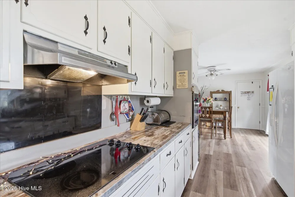 5312 Joe Brown Highway S Chadbourn, NC 28431