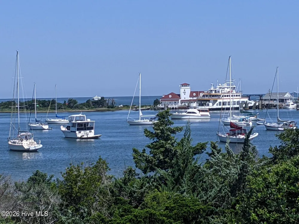 54 Creek Point Road Ocracoke, NC 27960