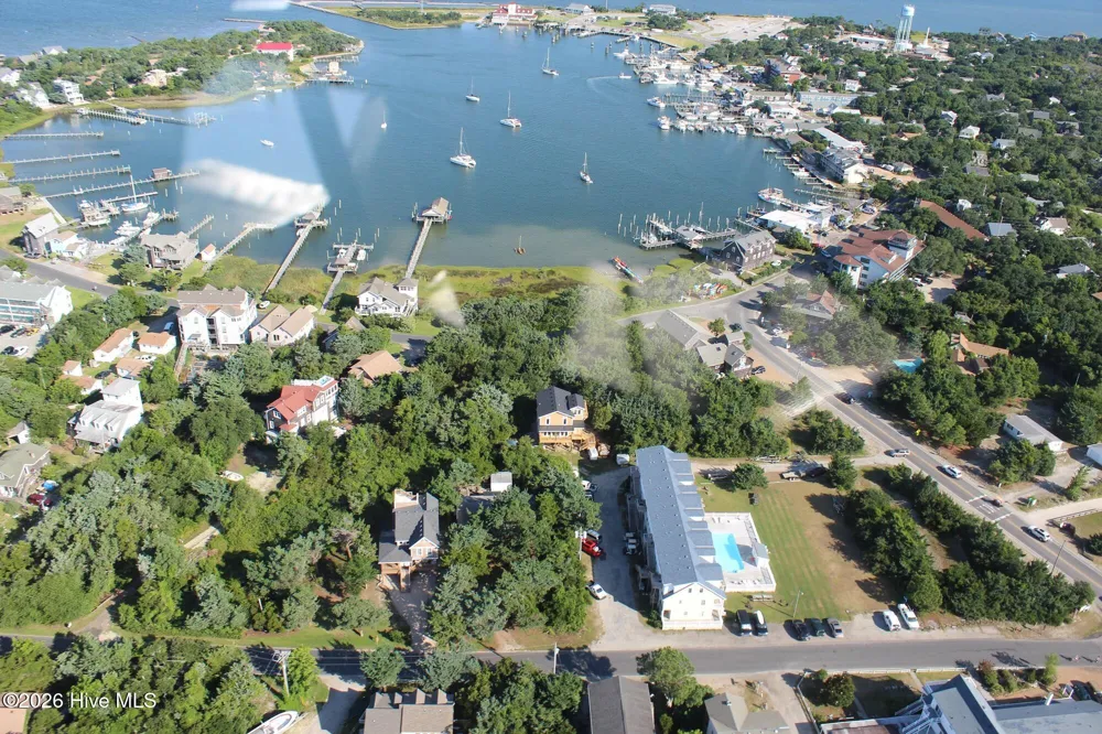 54 Creek Point Road Ocracoke, NC 27960