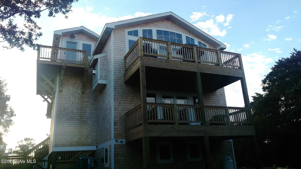 54 Creek Point Road Ocracoke, NC 27960