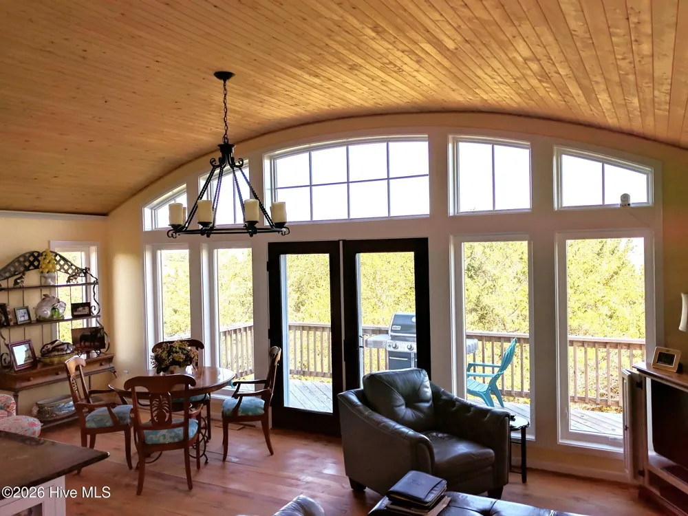 54 Creek Point Road Ocracoke, NC 27960