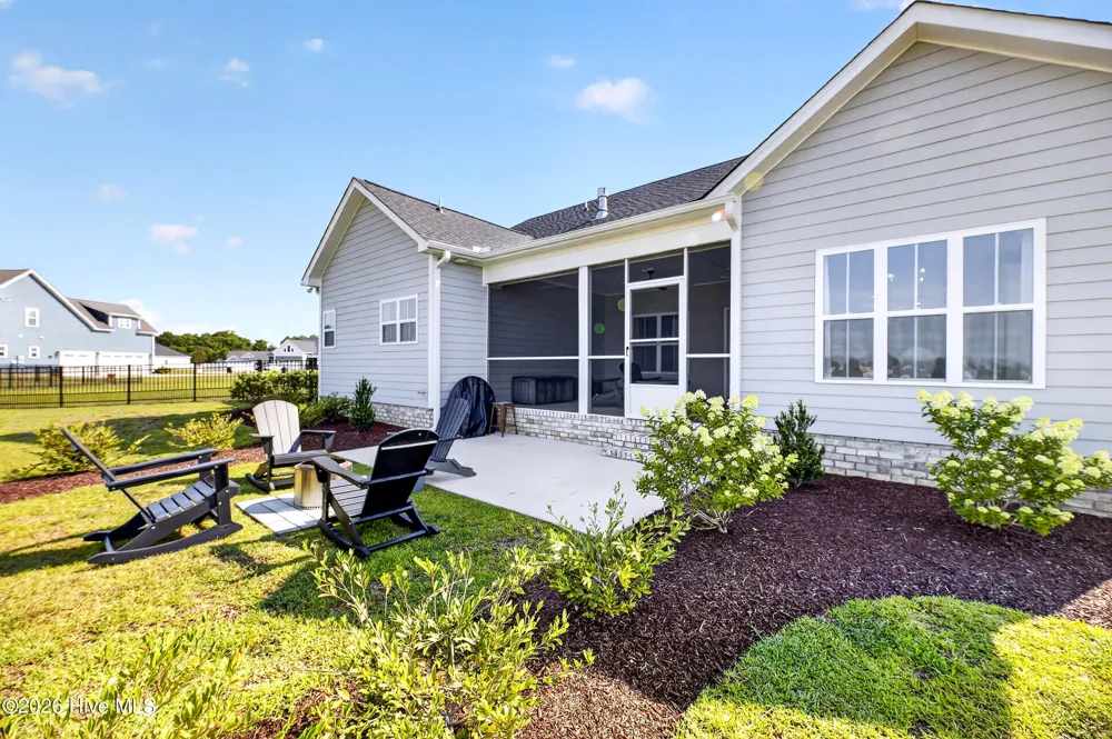 1116 Steele Drive Grimesland, NC 27837
