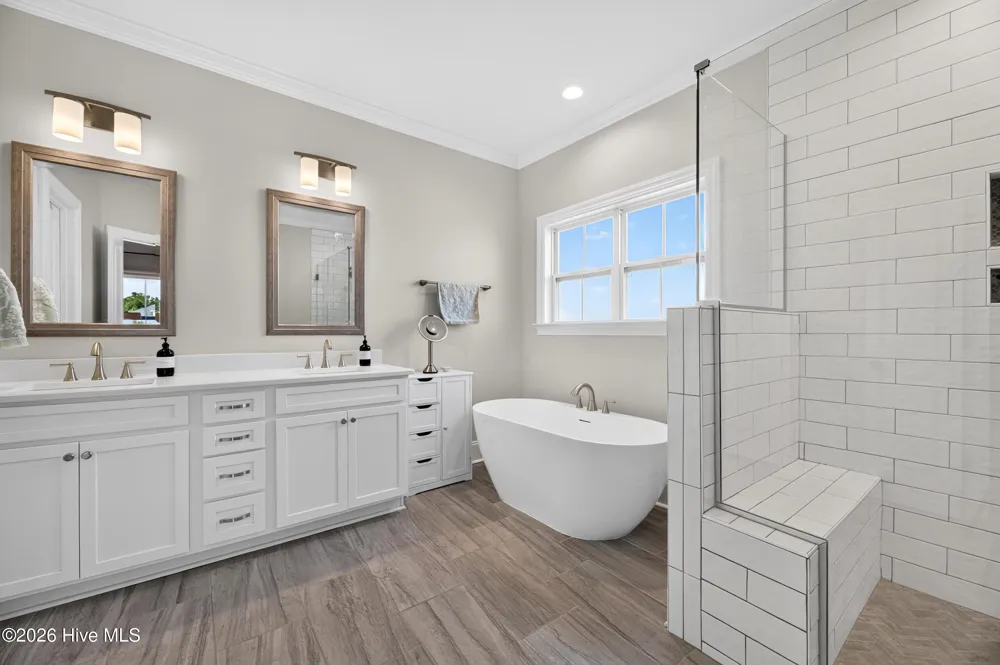 1116 Steele Drive Grimesland, NC 27837