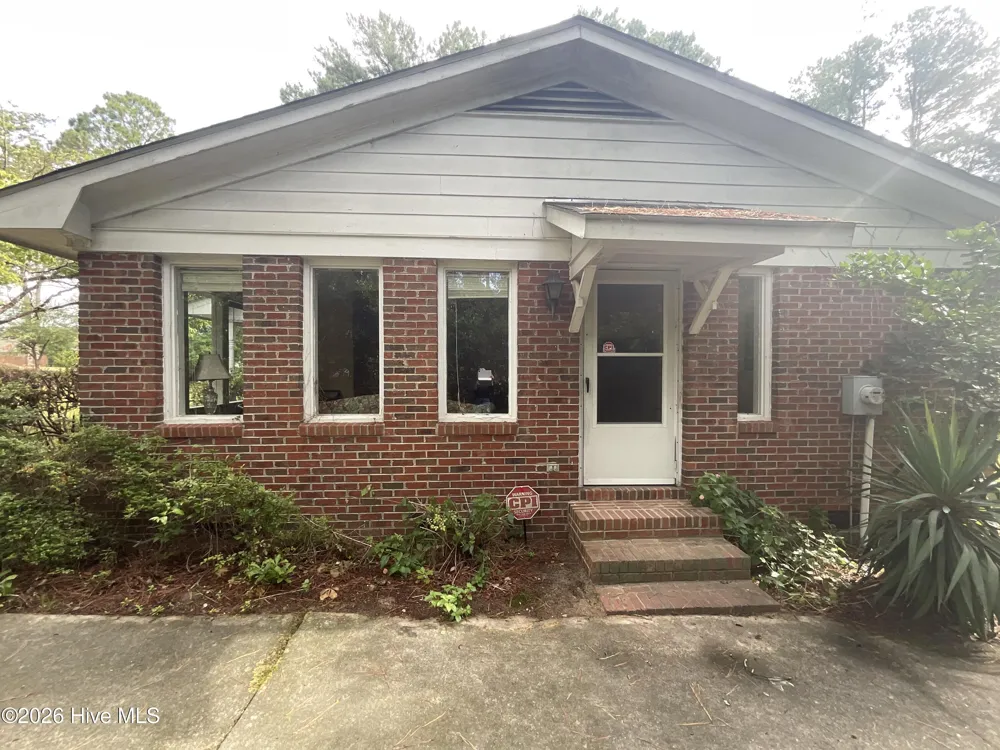 9761 Turnpike Road Laurinburg, NC 28352