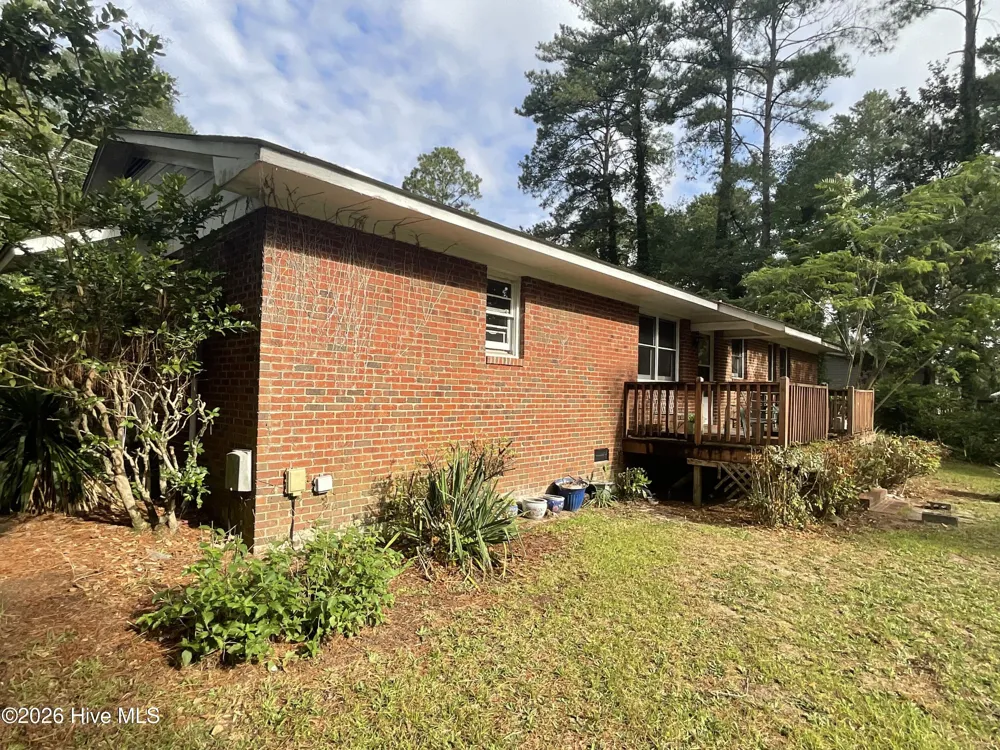 9761 Turnpike Road Laurinburg, NC 28352