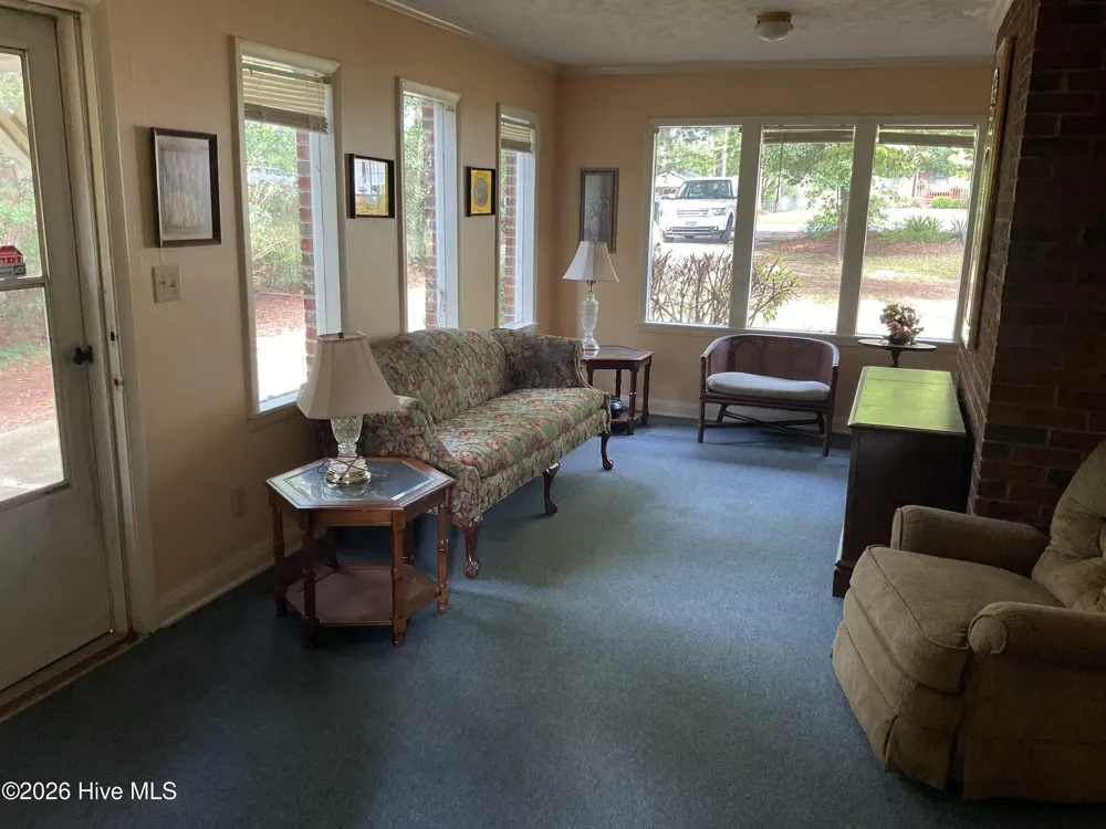 9761 Turnpike Road Laurinburg, NC 28352