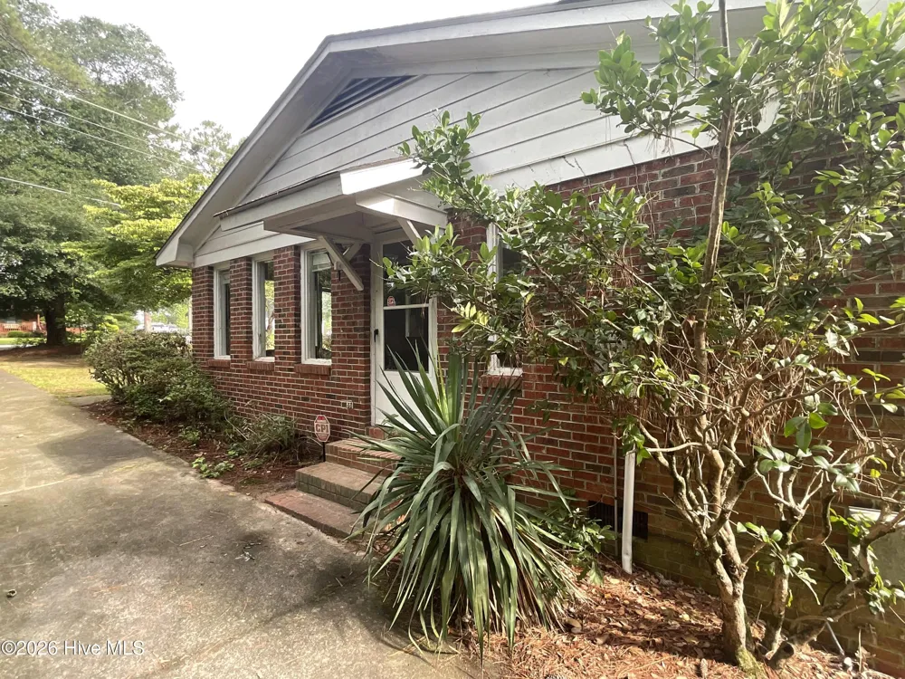 9761 Turnpike Road Laurinburg, NC 28352
