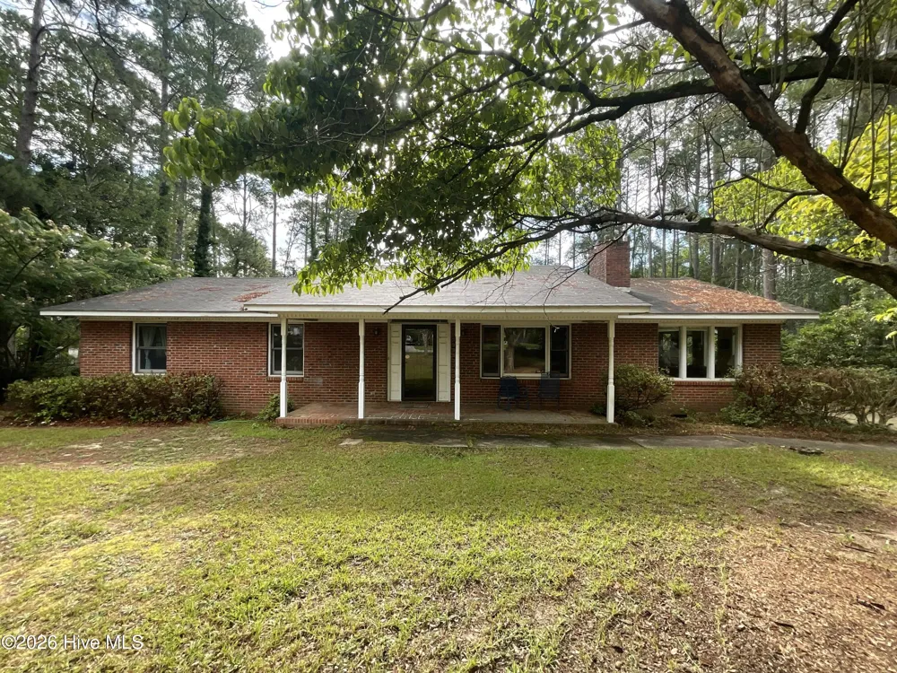 9761 Turnpike Road Laurinburg, NC 28352