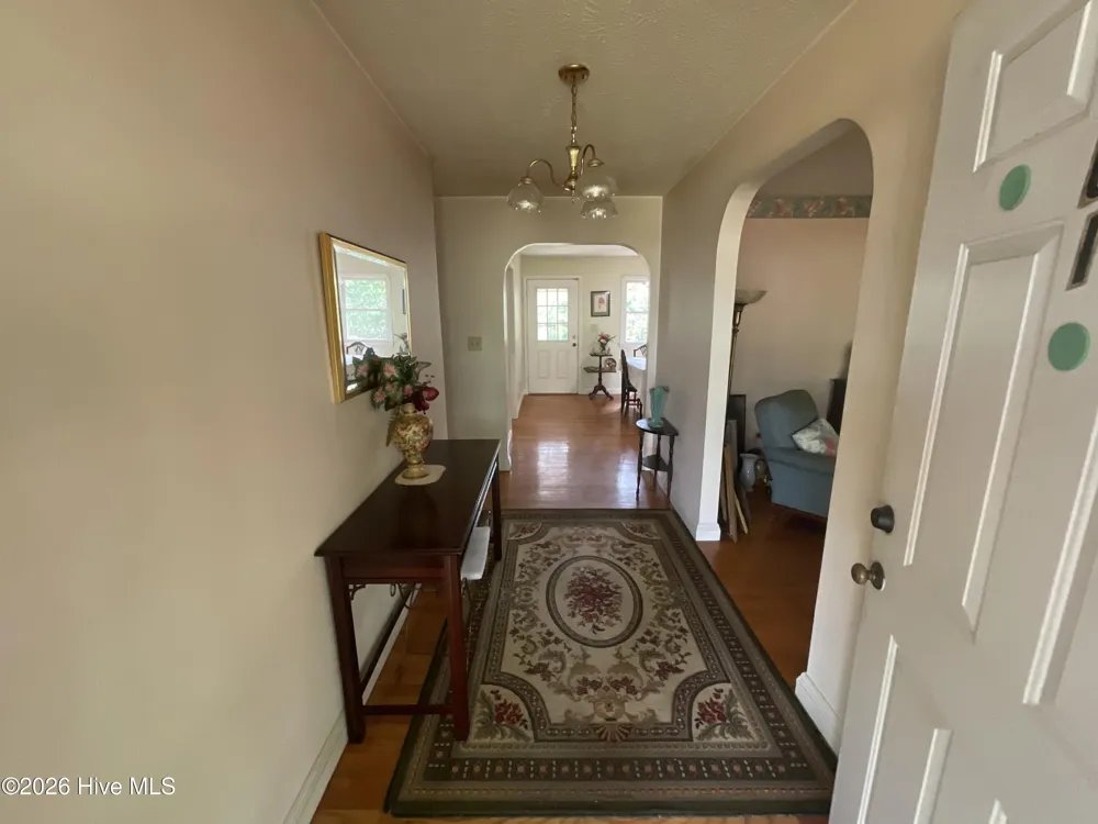 9761 Turnpike Road Laurinburg, NC 28352