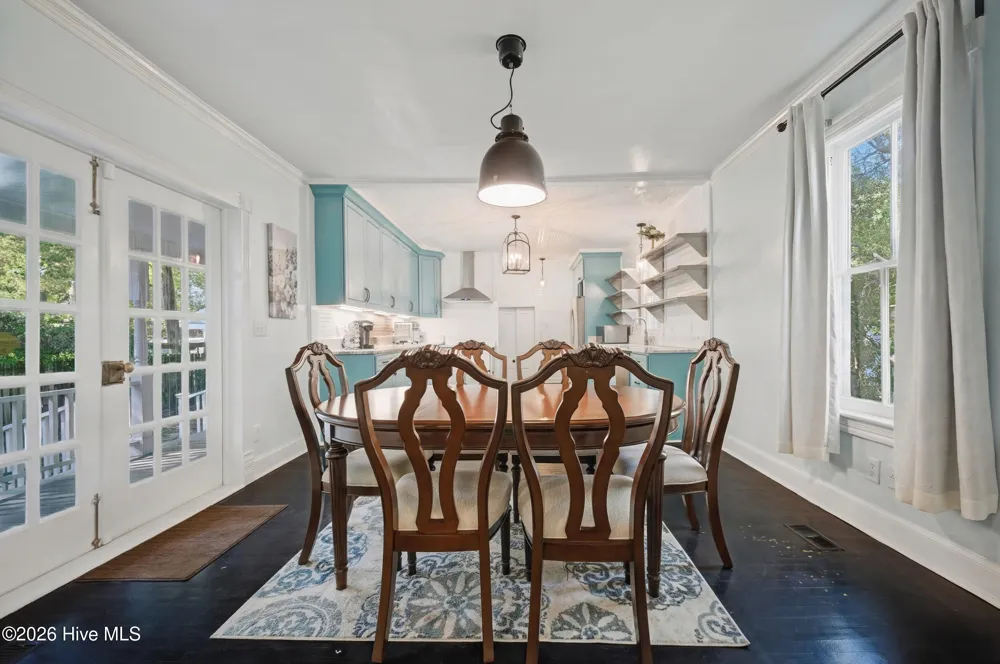 205 W Church Street Edenton, NC 27932