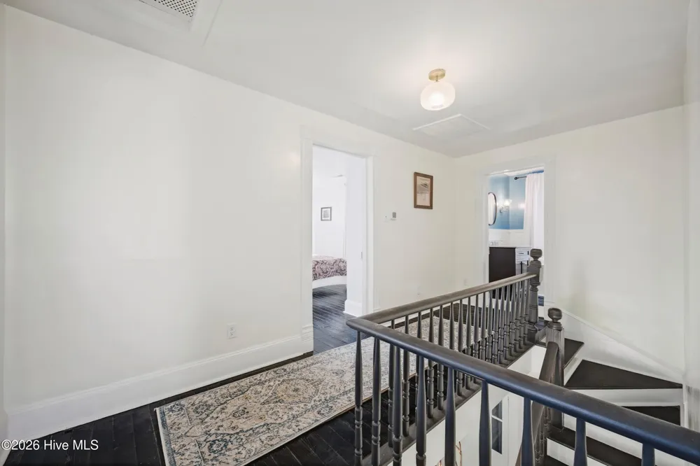 205 W Church Street Edenton, NC 27932