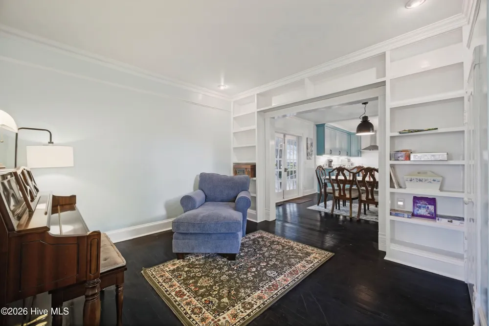 205 W Church Street Edenton, NC 27932
