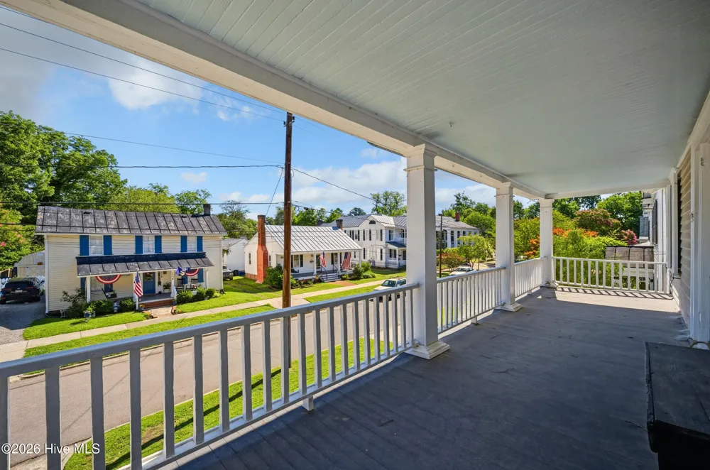 205 W Church Street Edenton, NC 27932