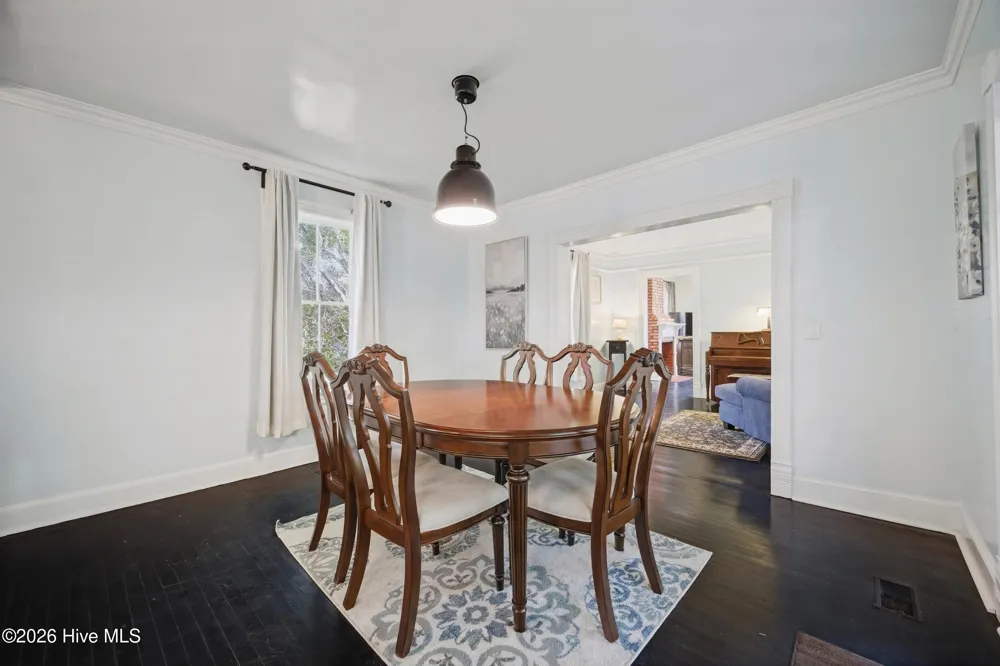 205 W Church Street Edenton, NC 27932