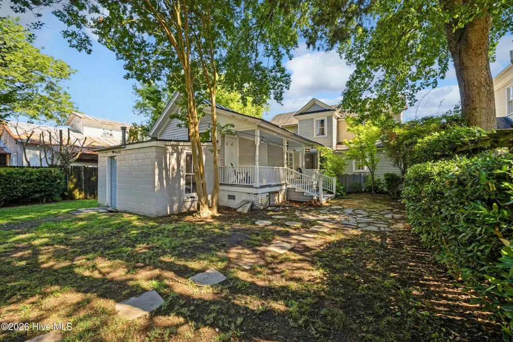 205 W Church Street Edenton, NC 27932