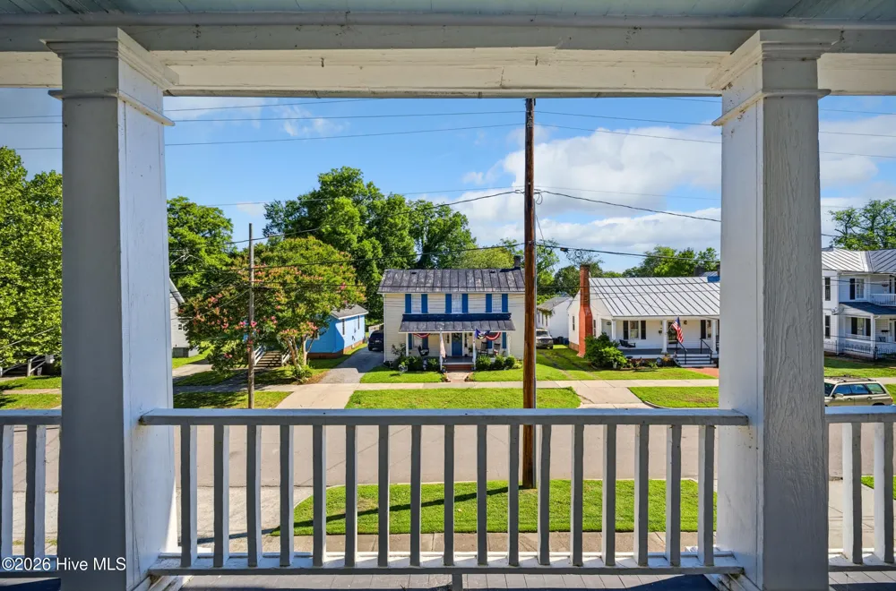 205 W Church Street Edenton, NC 27932