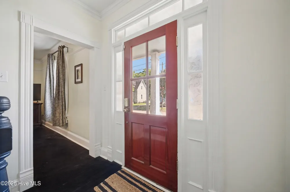 205 W Church Street Edenton, NC 27932
