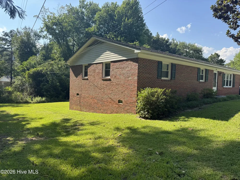 201 Shaw Road Hamlet, NC 28345