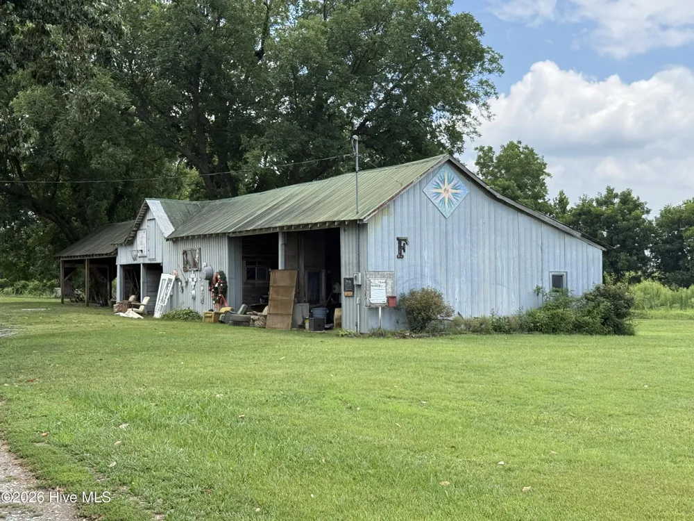 120 Farrior Road Mount Olive, NC 28365