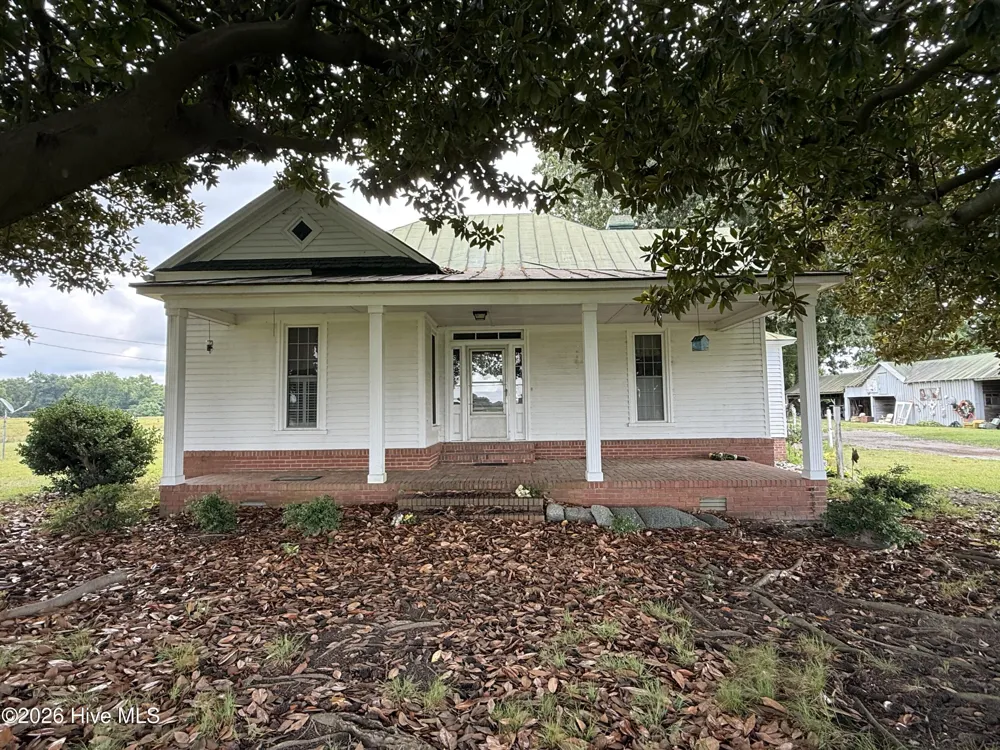 120 Farrior Road Mount Olive, NC 28365