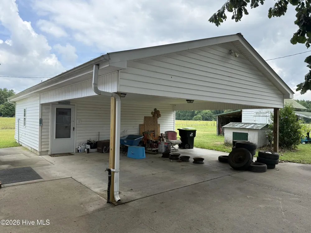 120 Farrior Road Mount Olive, NC 28365