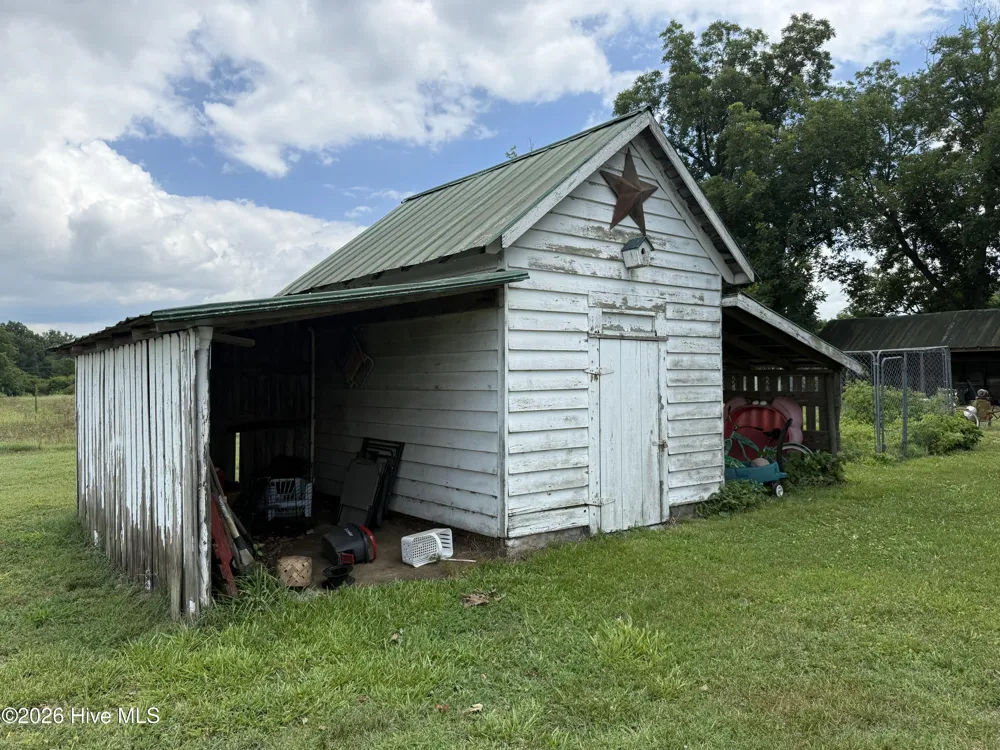 120 Farrior Road Mount Olive, NC 28365