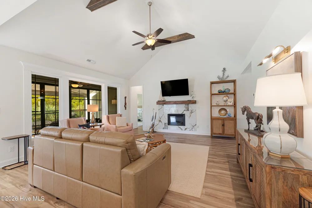 413 Taylorwood Drive Beaufort, NC 28516