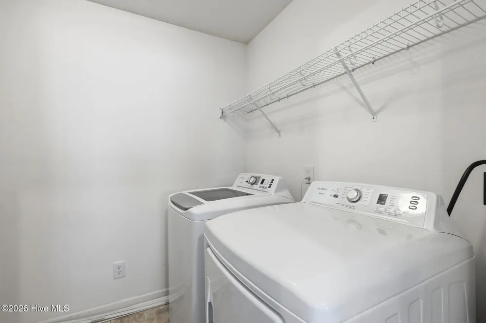 2225 Locksley Woods Drive #F Greenville, NC 27858