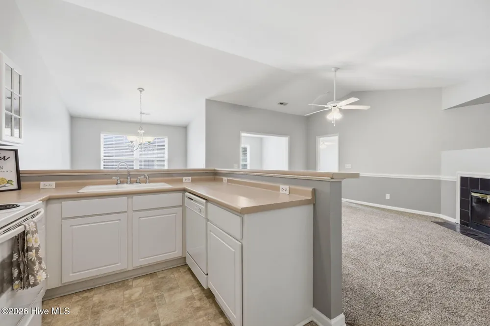 2225 Locksley Woods Drive #F Greenville, NC 27858
