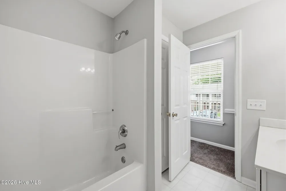2225 Locksley Woods Drive #F Greenville, NC 27858
