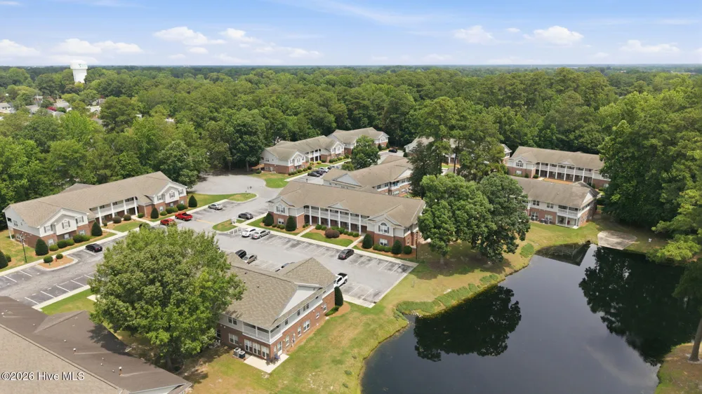 2225 Locksley Woods Drive #F Greenville, NC 27858