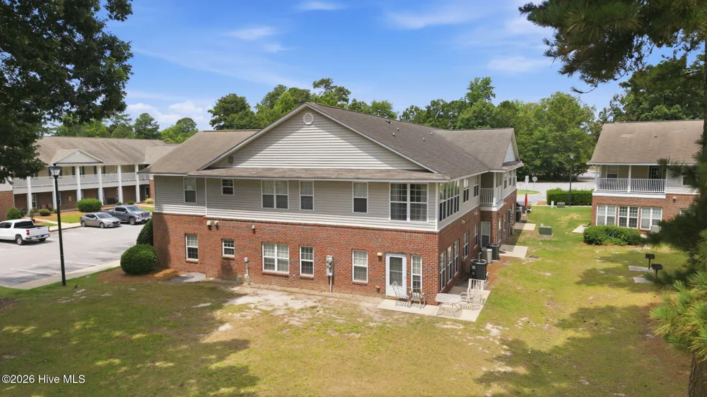 2225 Locksley Woods Drive #F Greenville, NC 27858