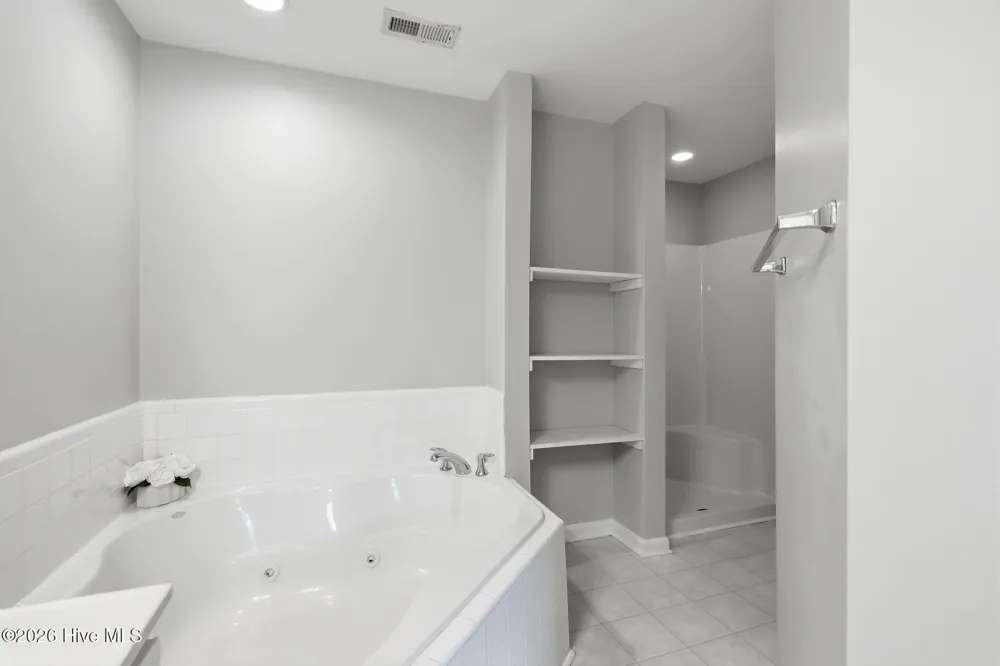 2225 Locksley Woods Drive #F Greenville, NC 27858