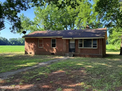 609 Swamp Road