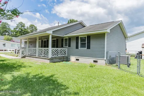 12 Sandy Cove