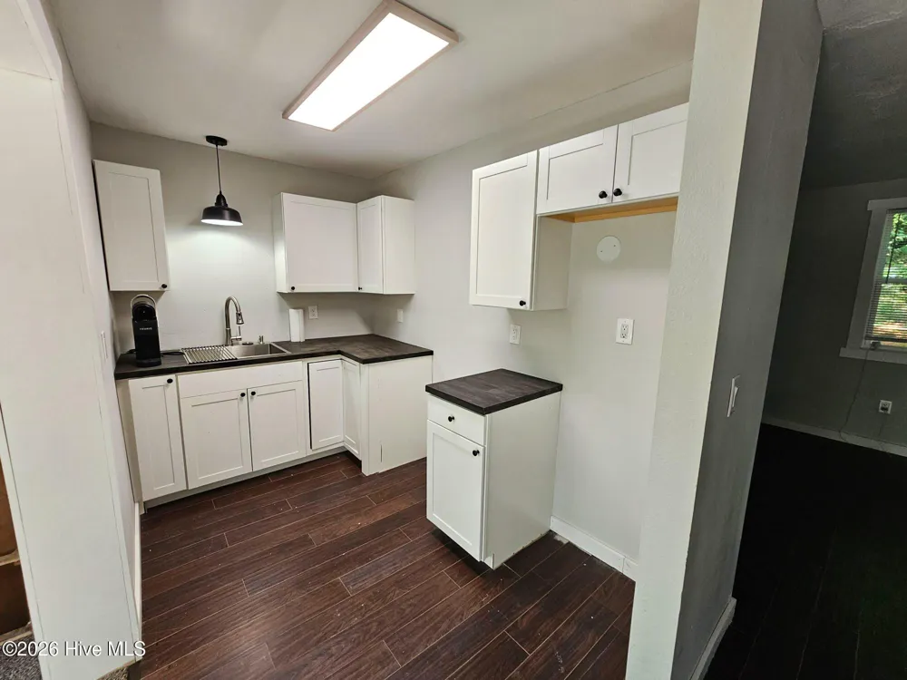 128 Manor Drive #A & B Hayesville, NC 28904