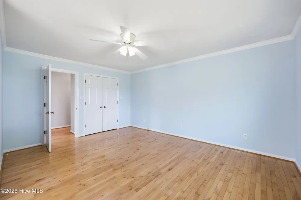220 Club Point Drive Cape Carteret, NC 28584