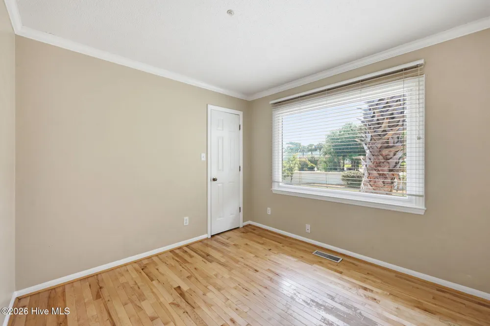 220 Club Point Drive Cape Carteret, NC 28584