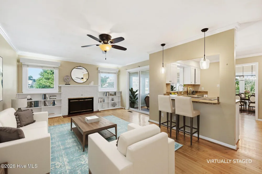220 Club Point Drive Cape Carteret, NC 28584